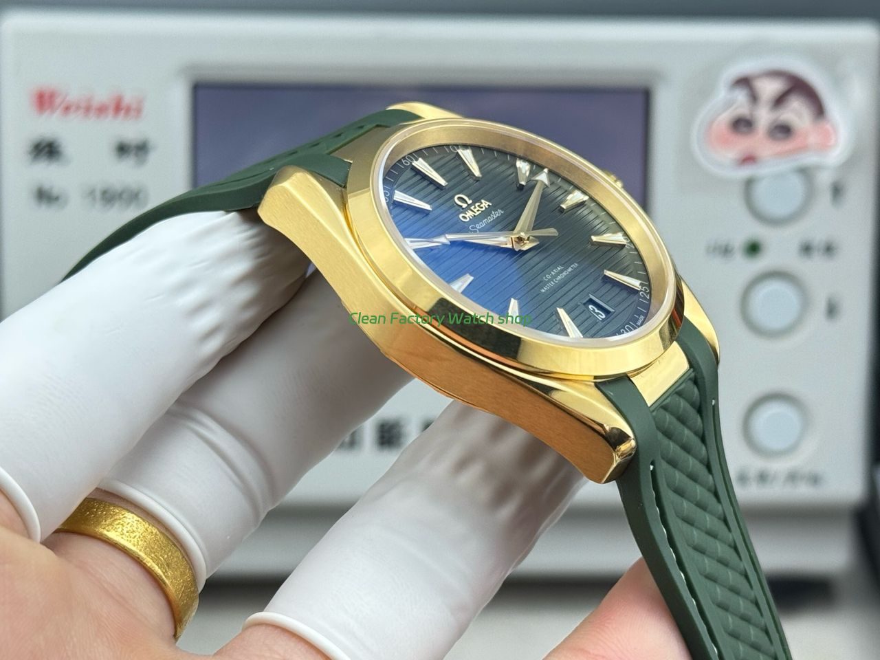 OVS Factory Omega Seamaster Aqua Terra 220.52.41.21.10.001 41mm Rose Gold Green Rubber Strap Green Dial (5) OVS Factory Omega Seamaster Aqua Terra 220.52.41.21.10.001 41mm Rose Gold Green Rubber Strap Green Dial (5)