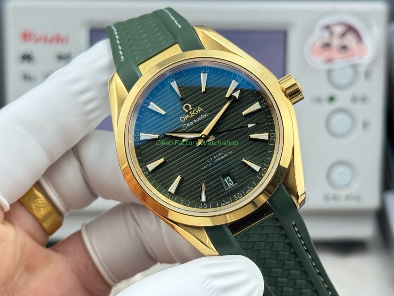 OVS Factory Omega Seamaster Aqua Terra 220.52.41.21.10.001 41mm Rose Gold Green Rubber Strap Green Dial (6) OVS Factory Omega Seamaster Aqua Terra 220.52.41.21.10.001 41mm Rose Gold Green Rubber Strap Green Dial (6)