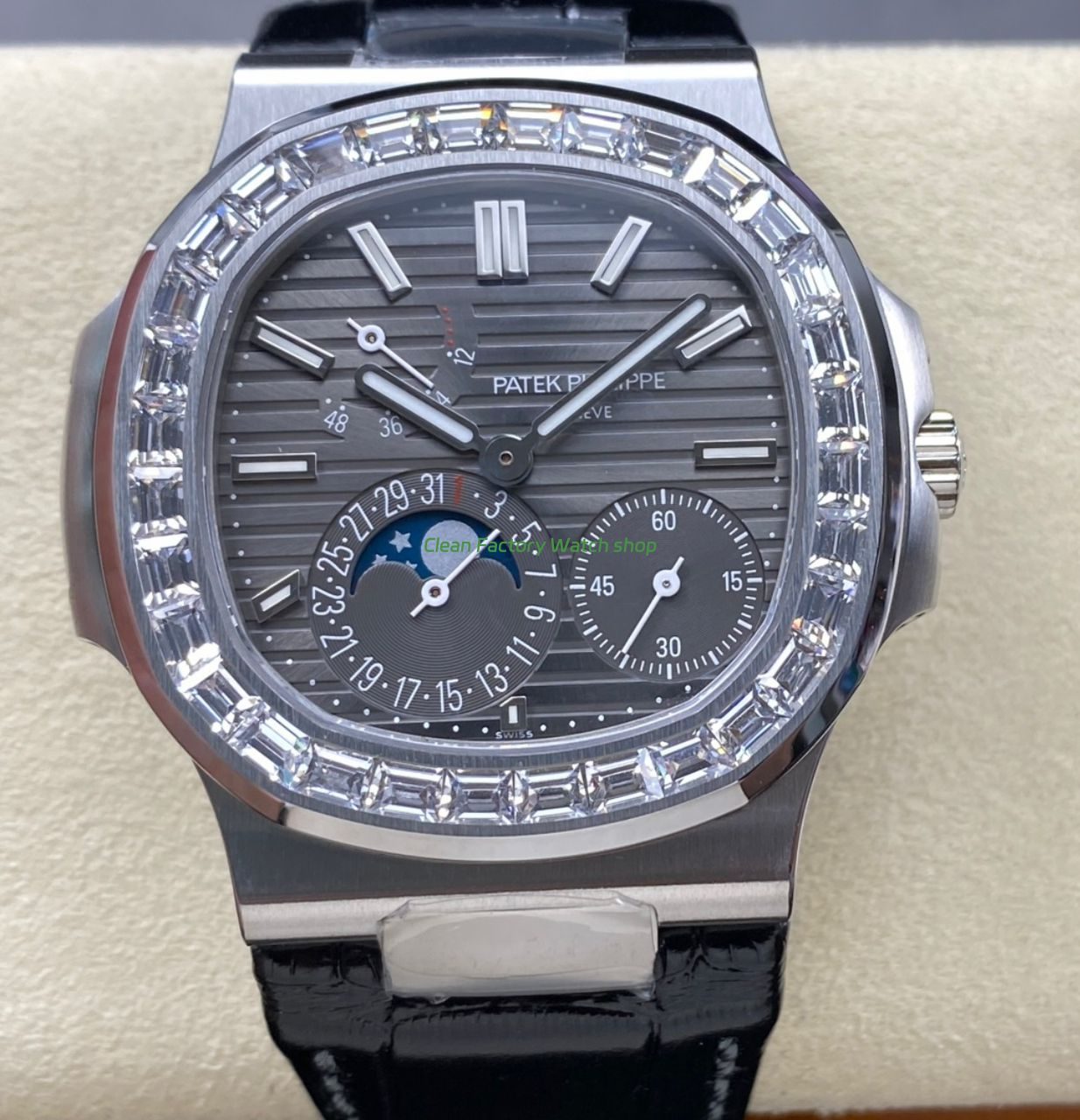 PPF Factory Nautilus 5724G 40mm case profile