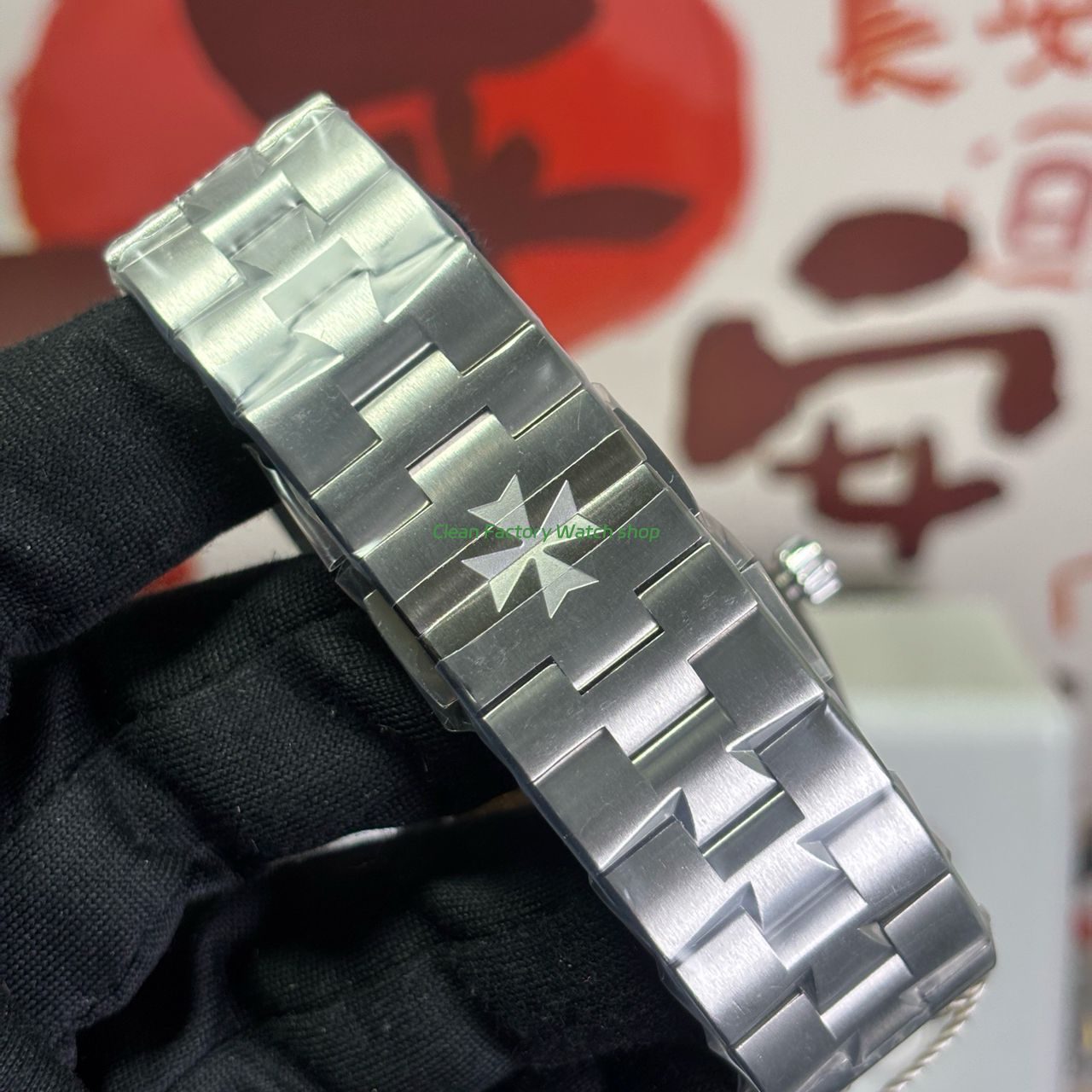 PPF Factory Vacheron Constantin Overseas 4500V110A-B1412 41mm Rubber Strap Silver Dial (5) PPF Factory Vacheron Constantin Overseas 4500V110A-B1412 41mm Rubber Strap Silver Dial (5)