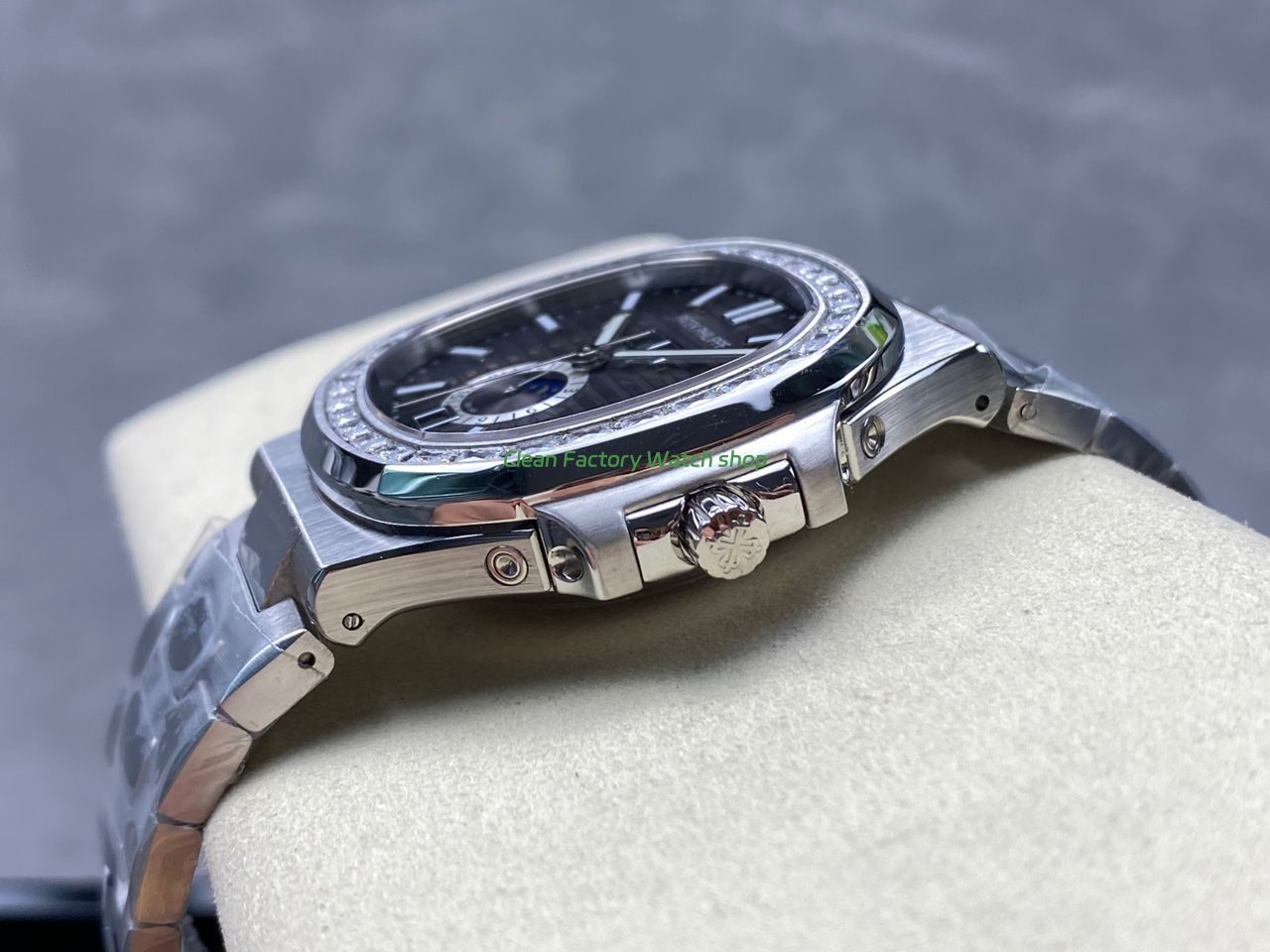TW Factory Patek Philippe Nautilus 57261A-001 40mm Full Steel Diamond Bezel Black Dial (5) TW Factory Patek Philippe Nautilus 57261A-001 40mm Full Steel Diamond Bezel Black Dial (5)