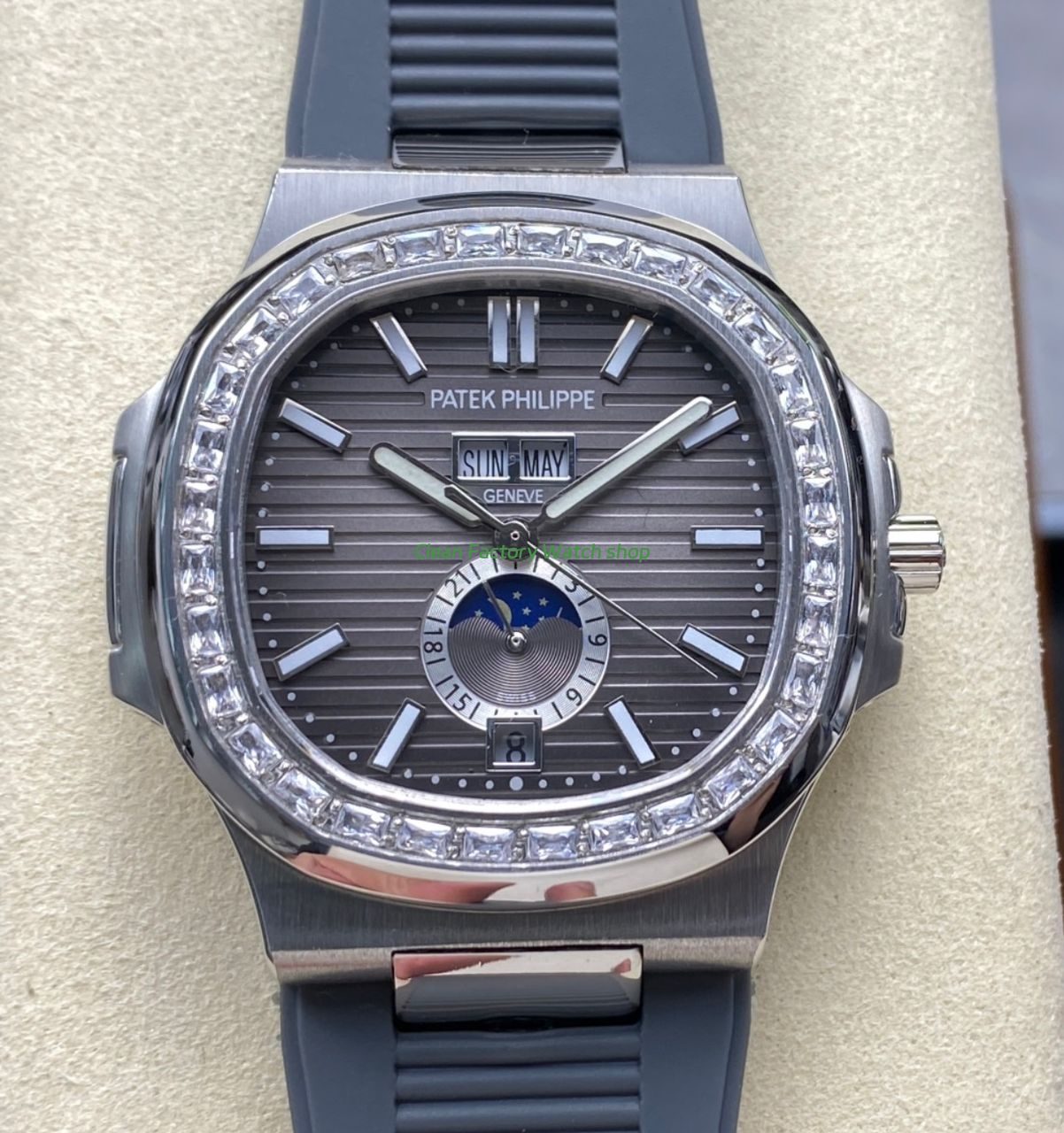 TW Factory Patek Philippe Nautilus 5726/1A-001 40mm Grey Rubber Strap Diamond Bezel Gradient Grey Dial 1 TW Factory Patek Philippe Nautilus 5726 watch
