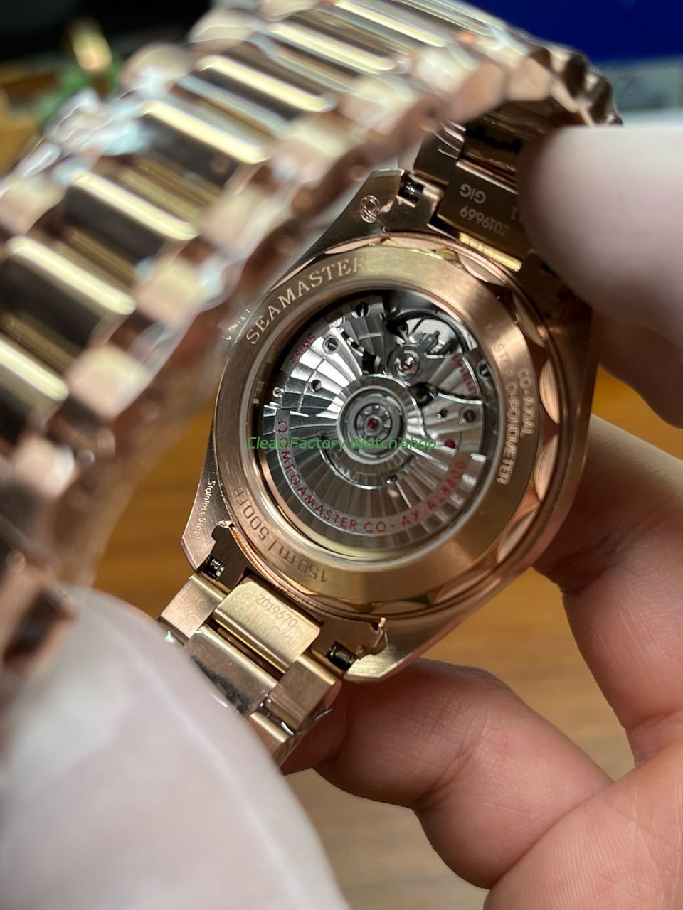 VS Factory Omega Seamaster Aqua Terra 2103.50.00 39mm Full Yellow Gold Black Dial (1) VS Factory Omega Seamaster Aqua Terra 2103.50.00 39mm Full Yellow Gold Black Dial (1)