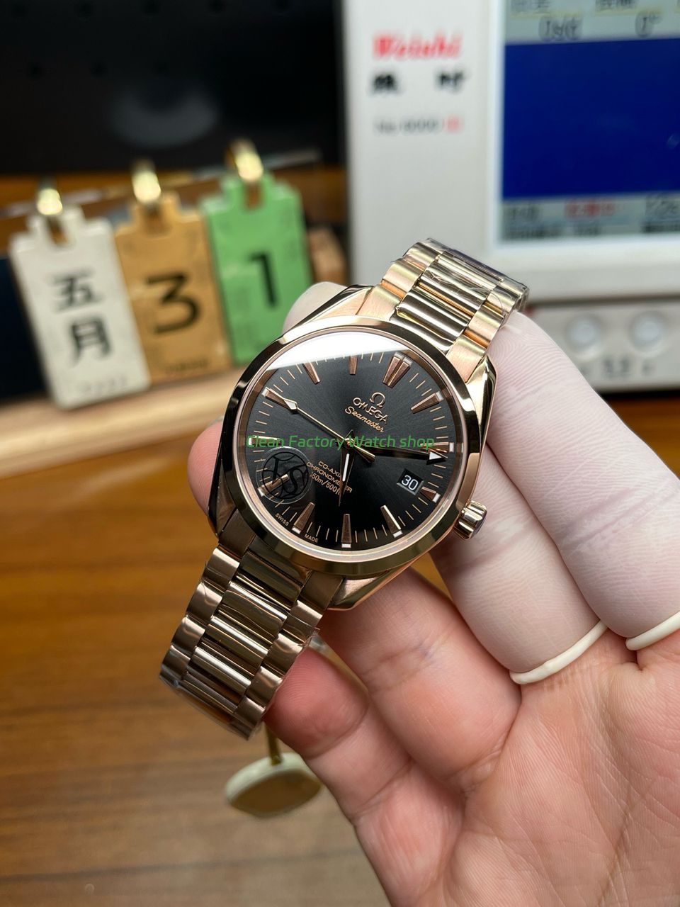 VS Factory Omega Seamaster Aqua Terra 2103.50.00 39mm Full Yellow Gold Black Dial (2) VS Factory Omega Seamaster Aqua Terra 2103.50.00 39mm Full Yellow Gold Black Dial (2)