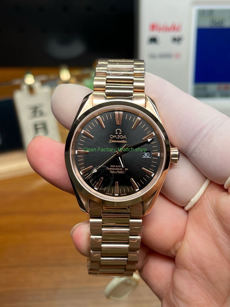 VS Factory Omega Seamaster Aqua Terra 2103.50.00 39mm Full Rose Gold Black Dial 1 VS Factory Omega Aqua Terra 150M 39mm rose gold watch