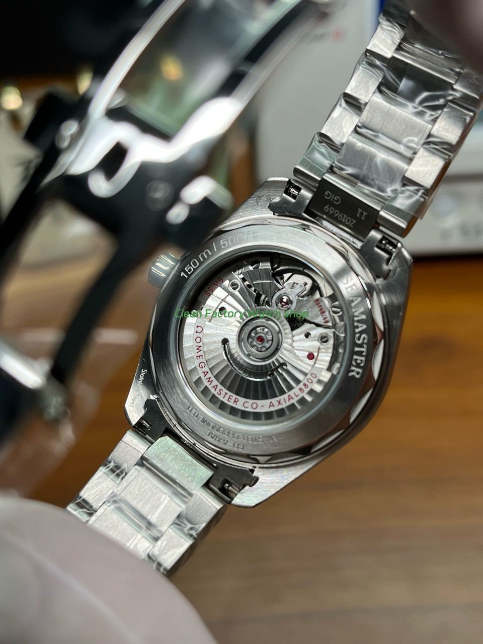 VS Factory Omega Seamaster Aqua Terra 2503.33.00 39.2mm Full Steel White Dial (1) VS Factory Omega Seamaster Aqua Terra 2503.33.00 39.2mm Full Steel White Dial (1)