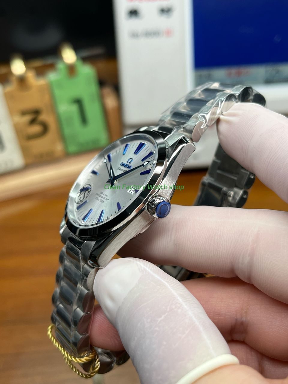 VS Factory Omega Seamaster Aqua Terra 2503.33.00 39.2mm Full Steel White Dial (3) VS Factory Omega Seamaster Aqua Terra 2503.33.00 39.2mm Full Steel White Dial (3)